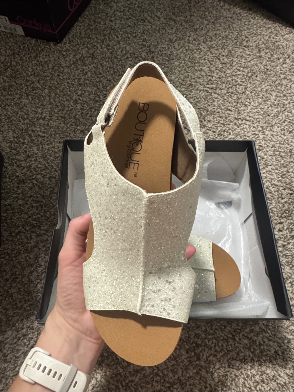 NWT Corkys Boutique Ivory Glitter Cork Wedge Sandals Size 8